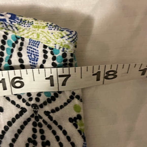 Patrons of Peace White and Green Sleeveless Tank Top - Picture 7 of 7